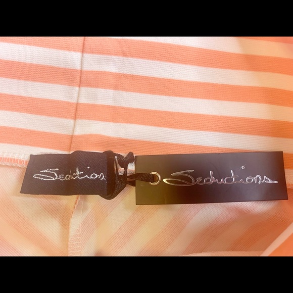 Beautiful Pencil Skirt. - Picture 3 of 3